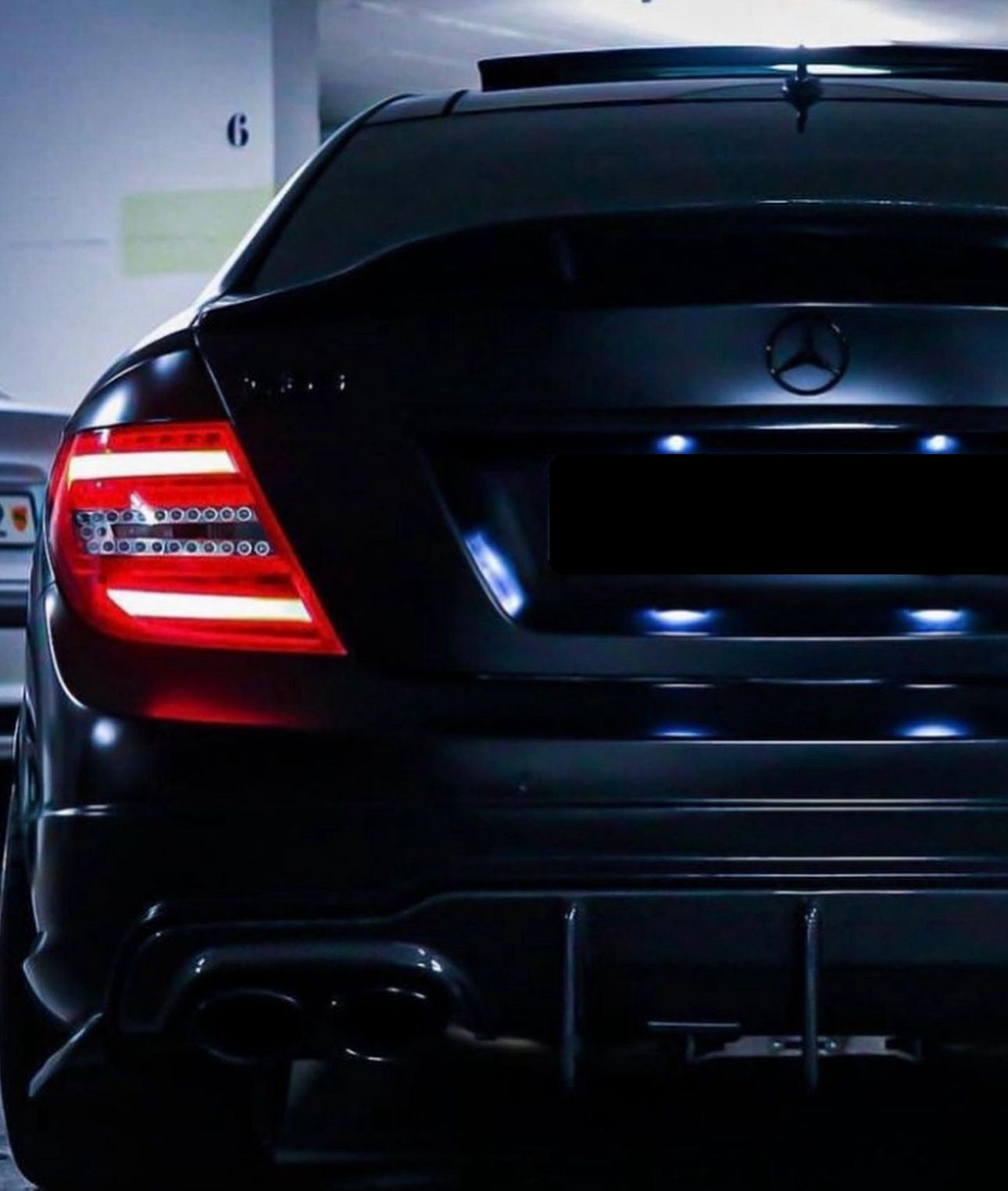 2008 2014 Mercedes C Class C300 C350 C63 AMG W204 Renntech Style Spoiler Gloss Black Back Center Half
