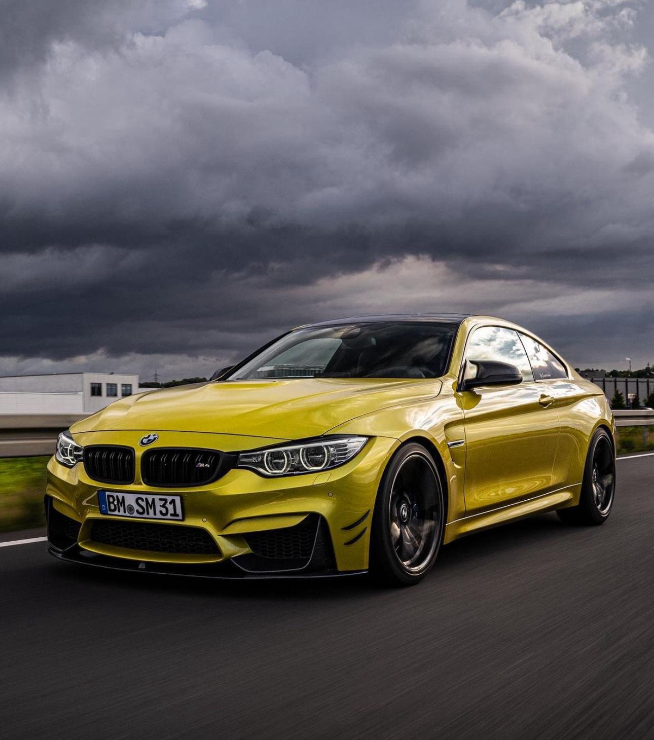 2015 2019 BMW M Series M3 M4 F80 F82 M Performance Front Lip Gloss Black Front Right Far