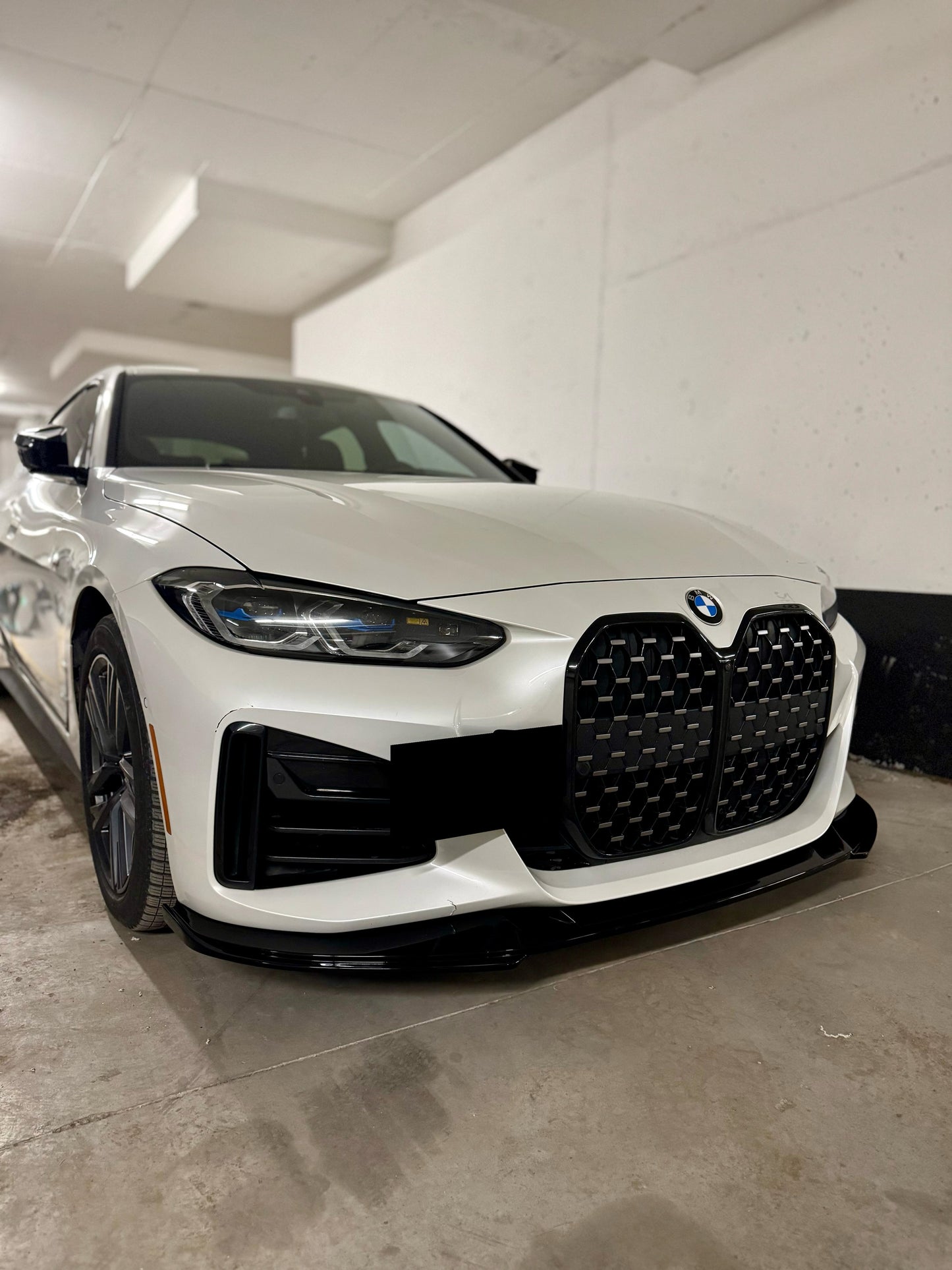 2021-present bmw 4 series gran coupe g26 (430i/m440i/i4) lci m sport 3d style front bumper lip splitter spoiler gloss black front left
