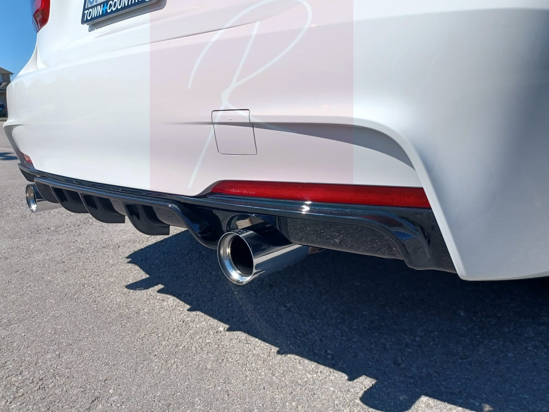 2012-2018 BMW 3 Series F30/F31 (328i/330i/335i/340i) m-sport m performance style rear bumper diffuser dual single exhaust Gloss Black Back Right