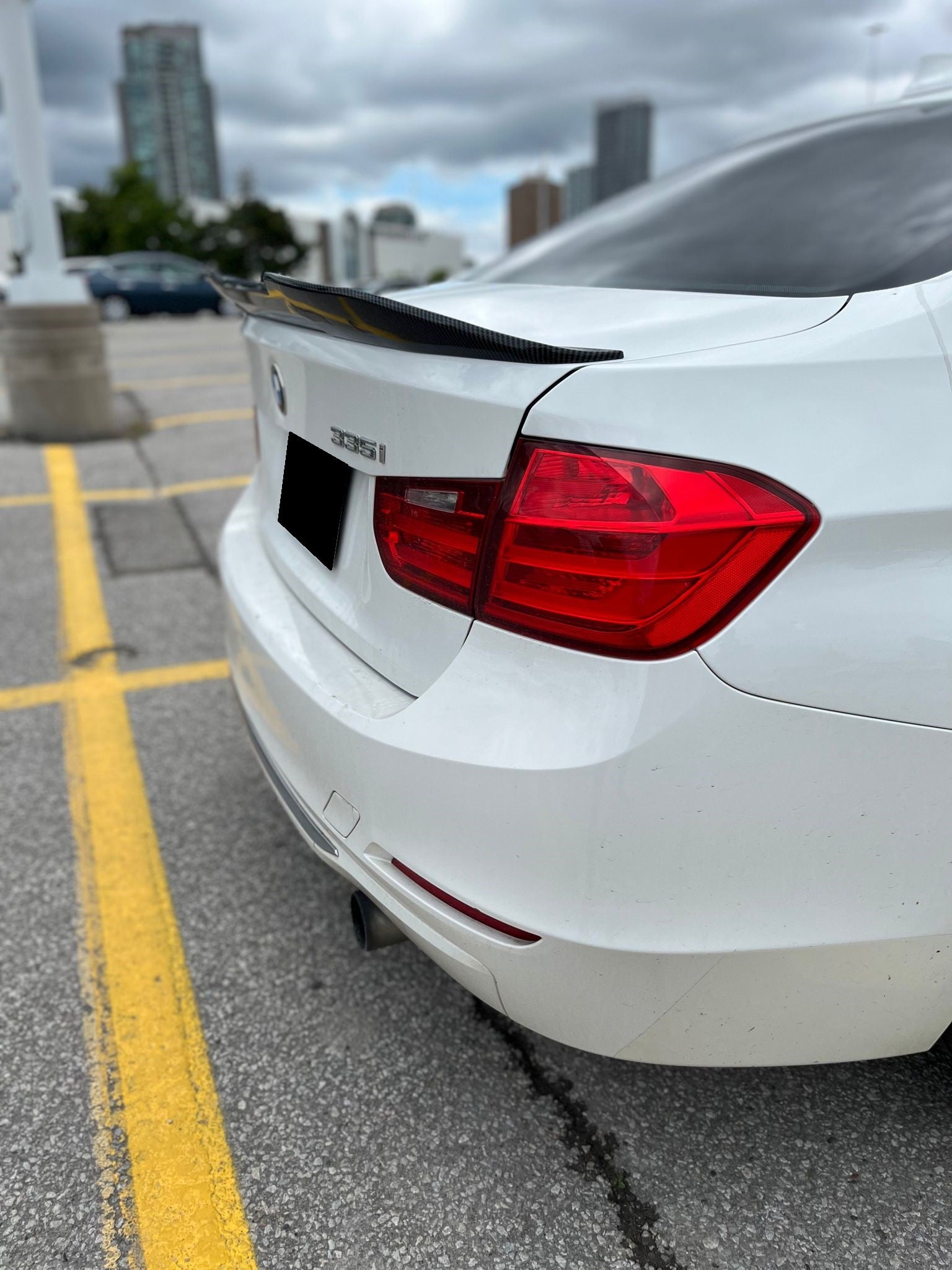 2012-2018 BMW 3/m series f30/f80 (320i/328i/330i/335i/340i/m3) psm style rear trunk spoiler lip replica carbon fiber right far