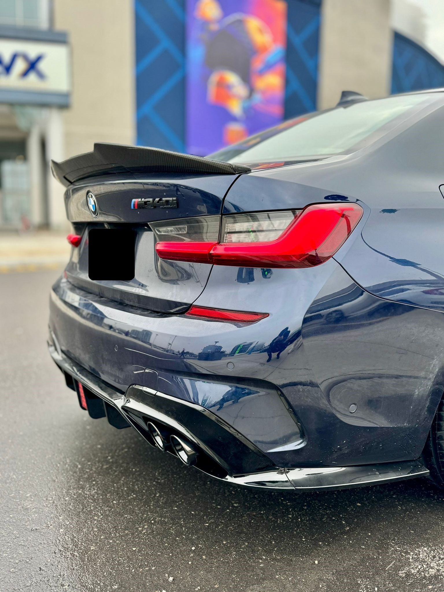 2019-2022 BMW 3 series g20 (330i/m340i) pre-lci led light style rear bumper diffuser gloss black m sport right close