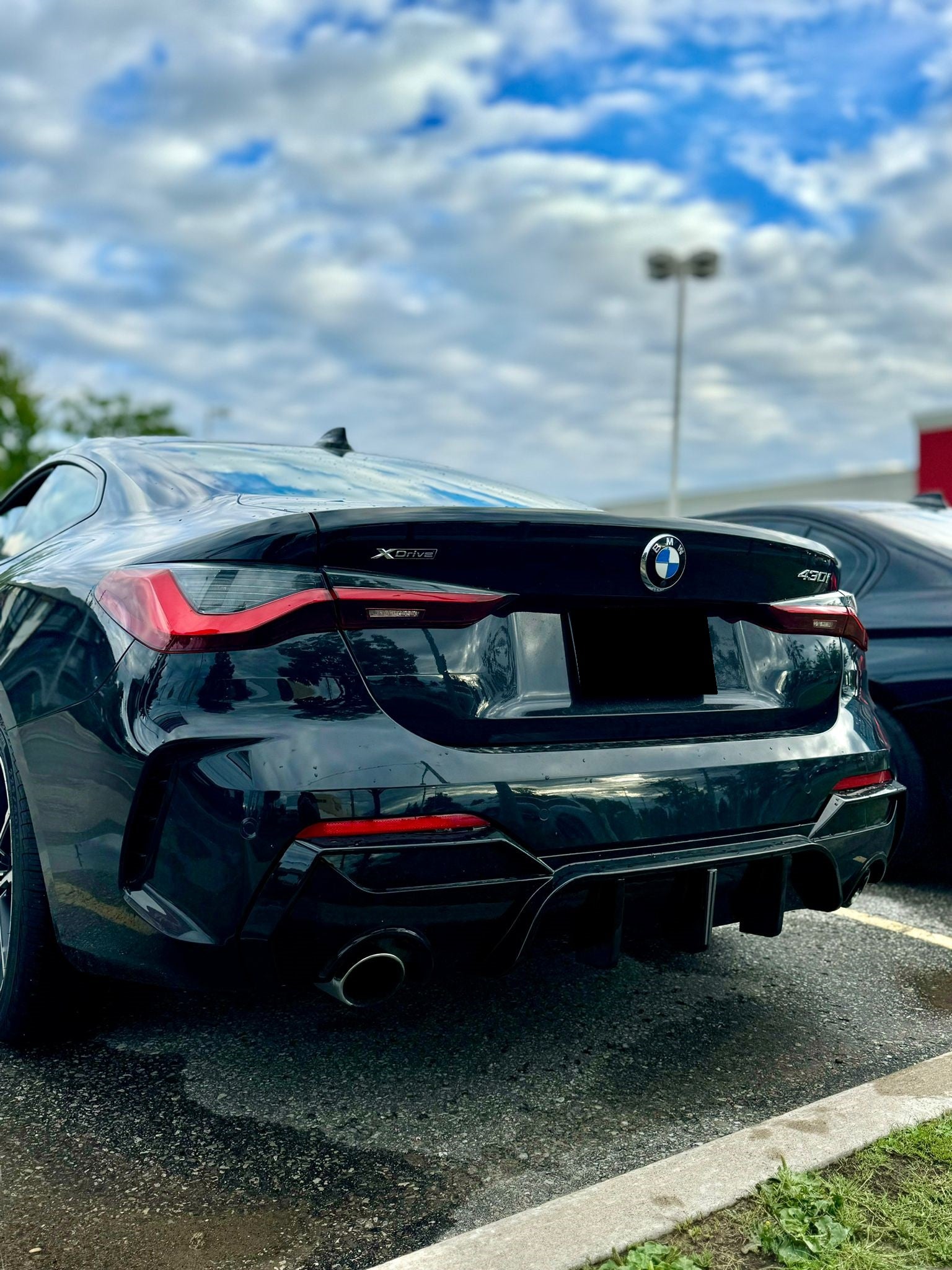 2021-present bmw 4 series g22/g23 (430i) Pre-LCI and LCI m-sport cs style rear bumper diffuser with led brake light gloss black back left