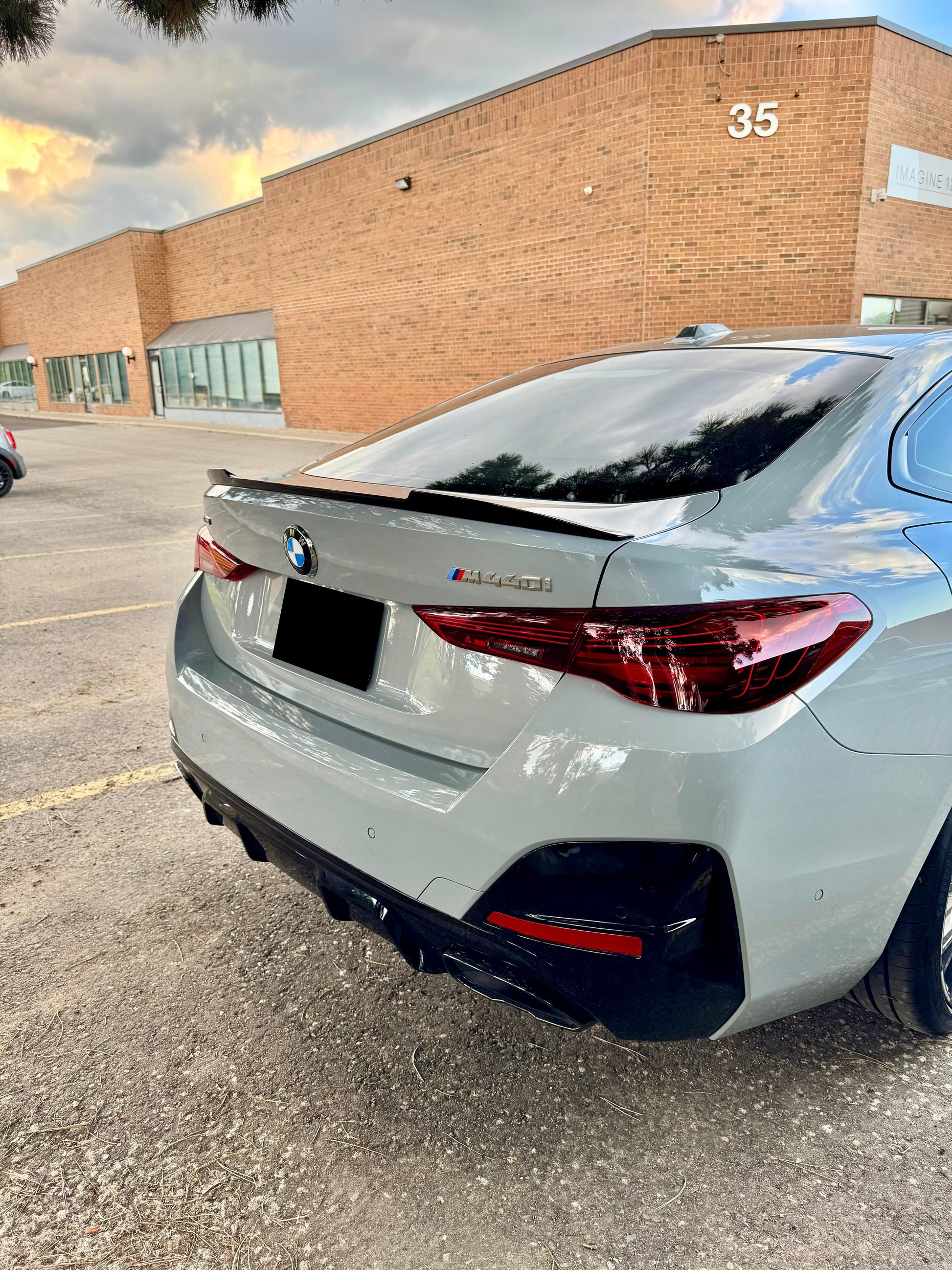2021-present bmw 4 series gran coupe sedan g26 430i/m440i/i4 m4 style rear trunk spoiler lip wing gloss black